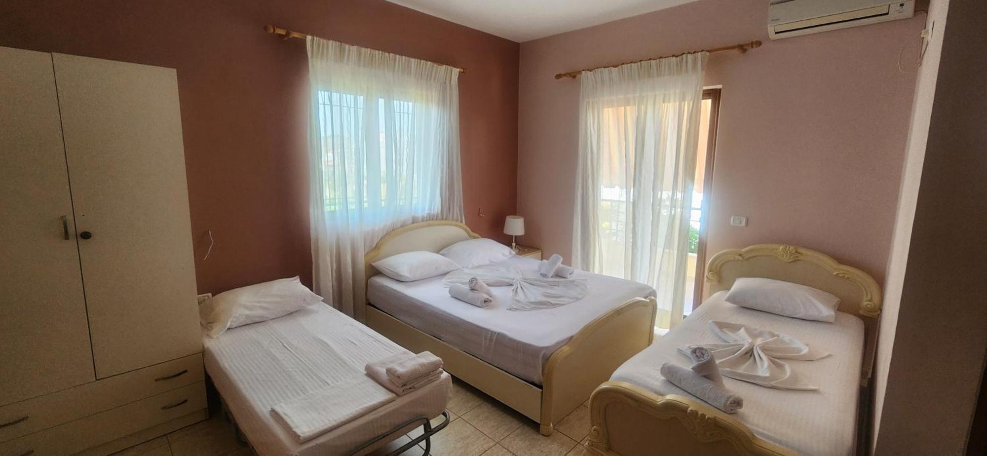 Hotel Vila Danedi Ksamil Luaran gambar