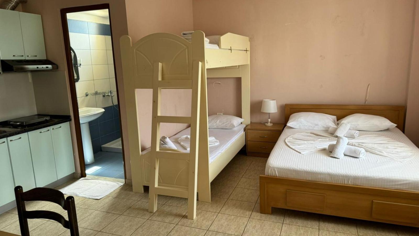 Hotel Vila Danedi Ksamil Luaran gambar